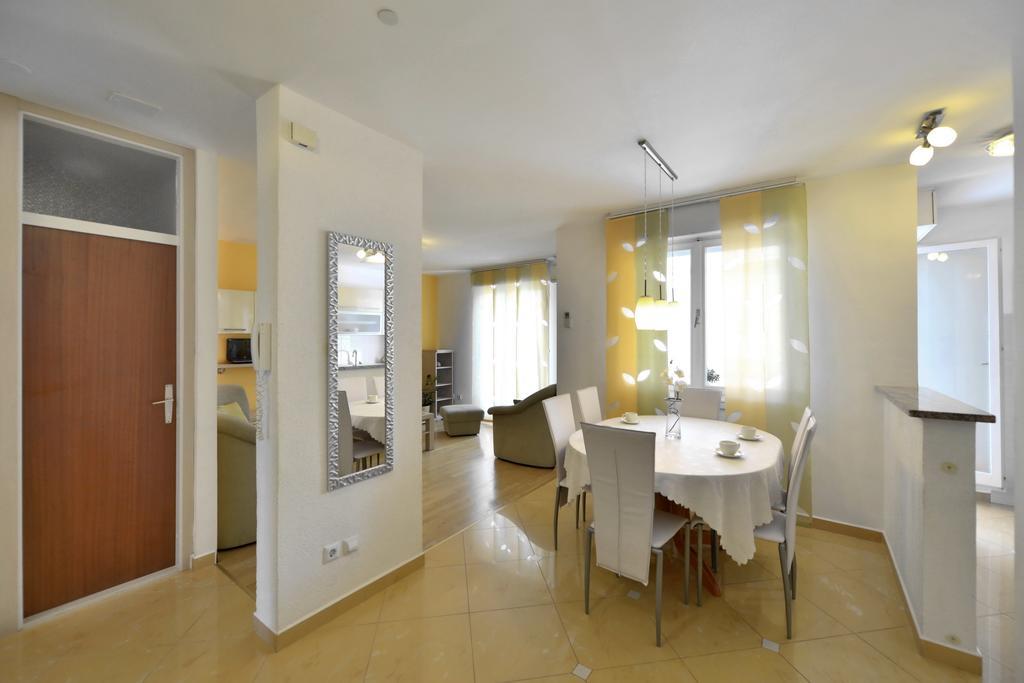 Cozy Beach Apartment Split Eksteriør billede